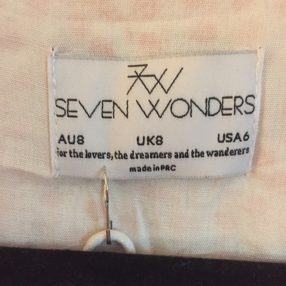 7W Seven Wonders | Rosie Tie-front Top - Picture 5 of 8